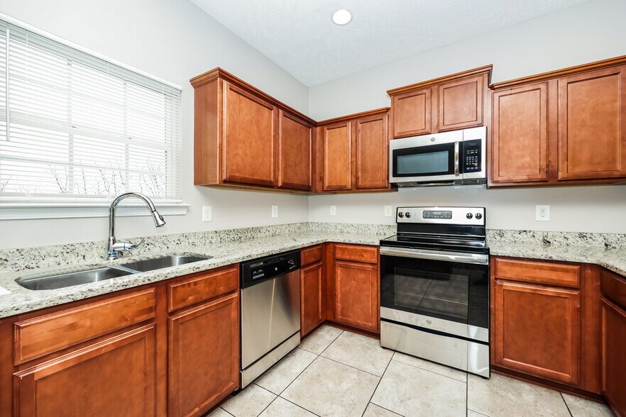 Building Photo - 1116 Harmony Ln