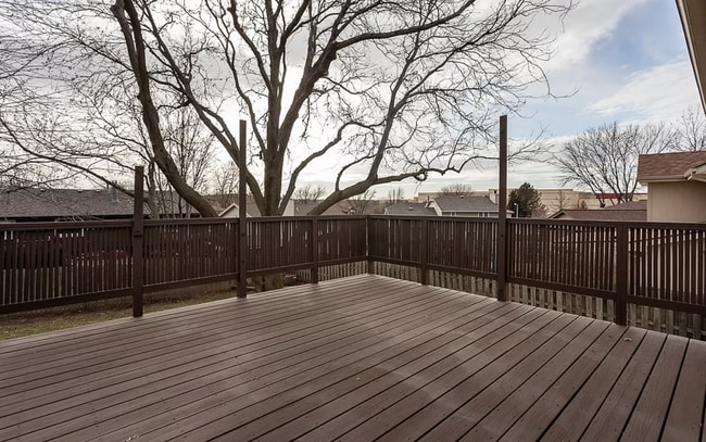 Building Photo - Spacious 4 Bedroom in Millard!!