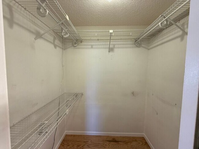 Building Photo - Pensacola - South Gulf Manor - 3 bedroom, 2 bathroom w/ pool