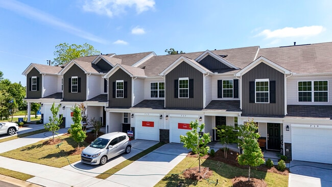 Building Photo - 717 McKissick Dr