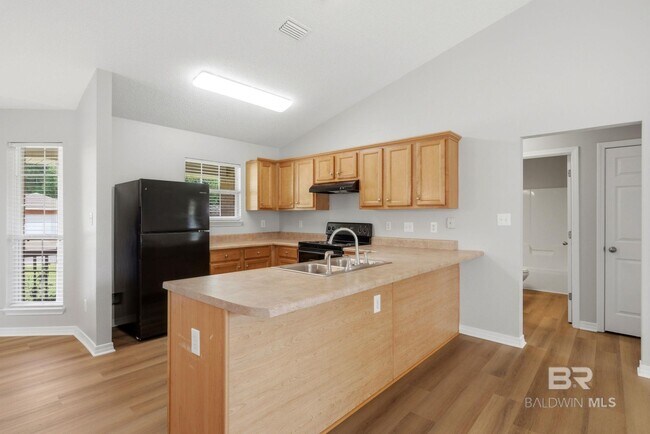 Building Photo - 11730 Madrone Ln