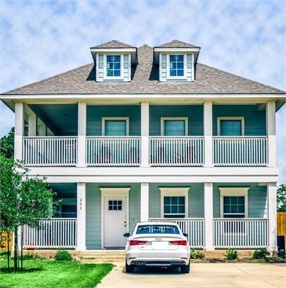 Primary Photo - 205 Grove