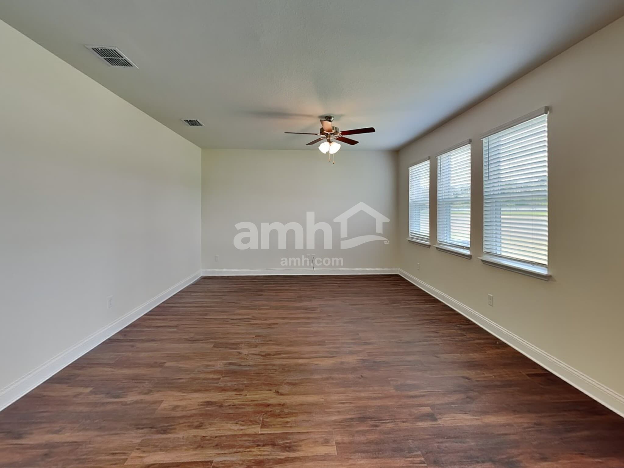 Building Photo - 984 Summer Stone Lp