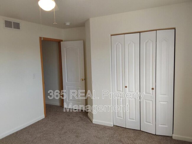 Building Photo - 3212 Barbera St