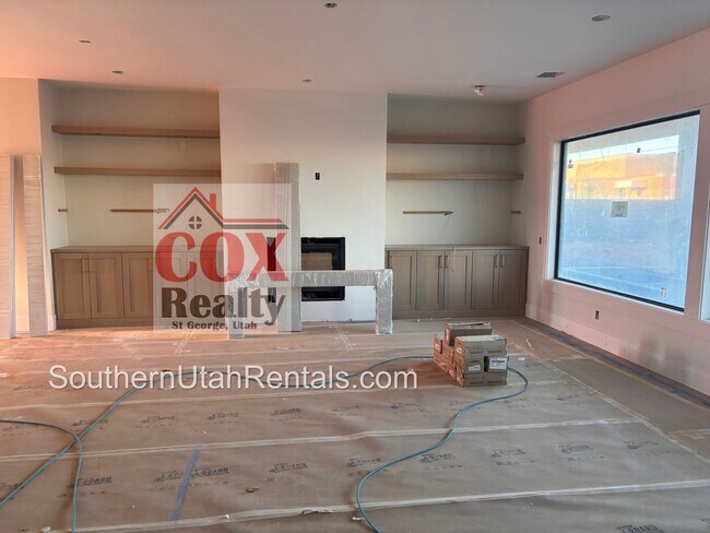 Building Photo - Gorgeous Washington Fields Home with 6 bed...