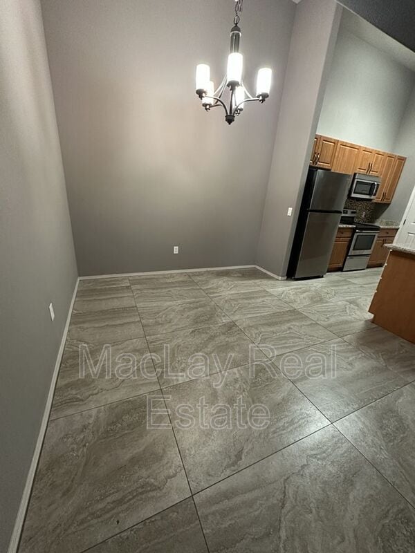 Building Photo - 10136 E Southern Ave