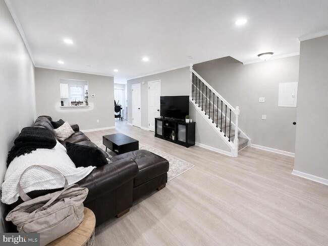 Building Photo - 937 Woodstock Ct
