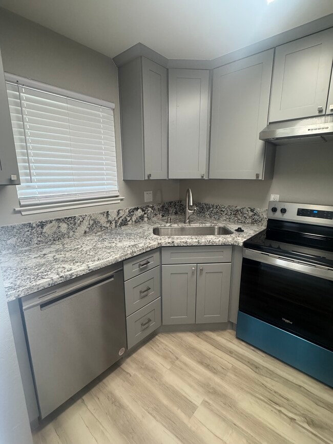 Primary Photo - 2020 Evans Rd
