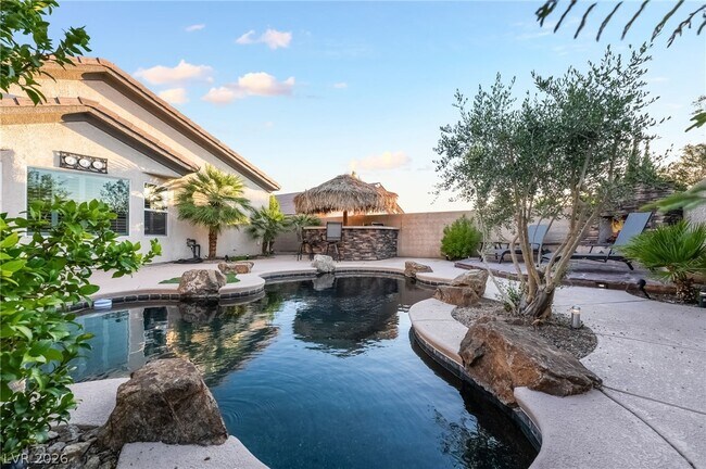 Building Photo - 2676 Lochleven Way