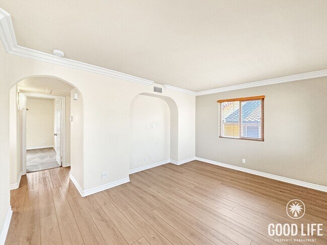 Building Photo - Inviting 2BD/1BA Upper-Level Apartment in Golden Hill with A/C Unit, Spa & Gated Community!