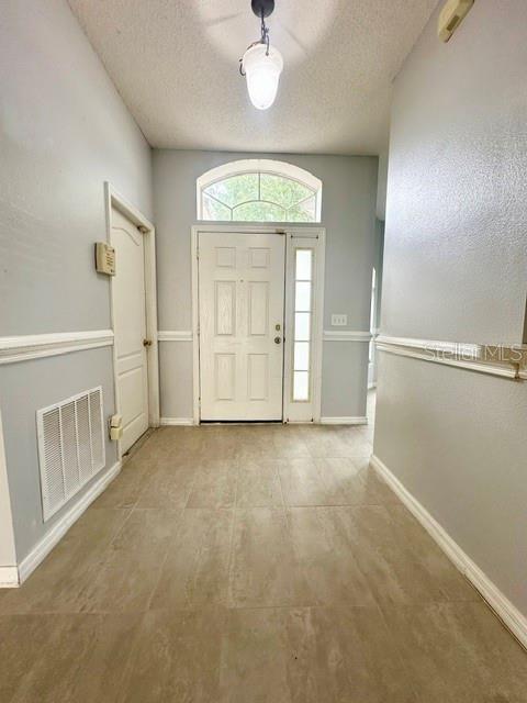 Building Photo - 4903 Waterside Pointe Cir