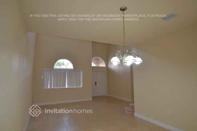 Building Photo - 2248 SW 147 Path