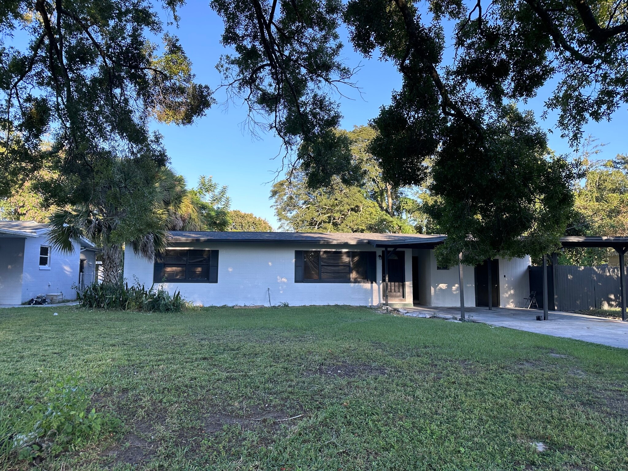 Building Photo - 429 Ventura Ave
