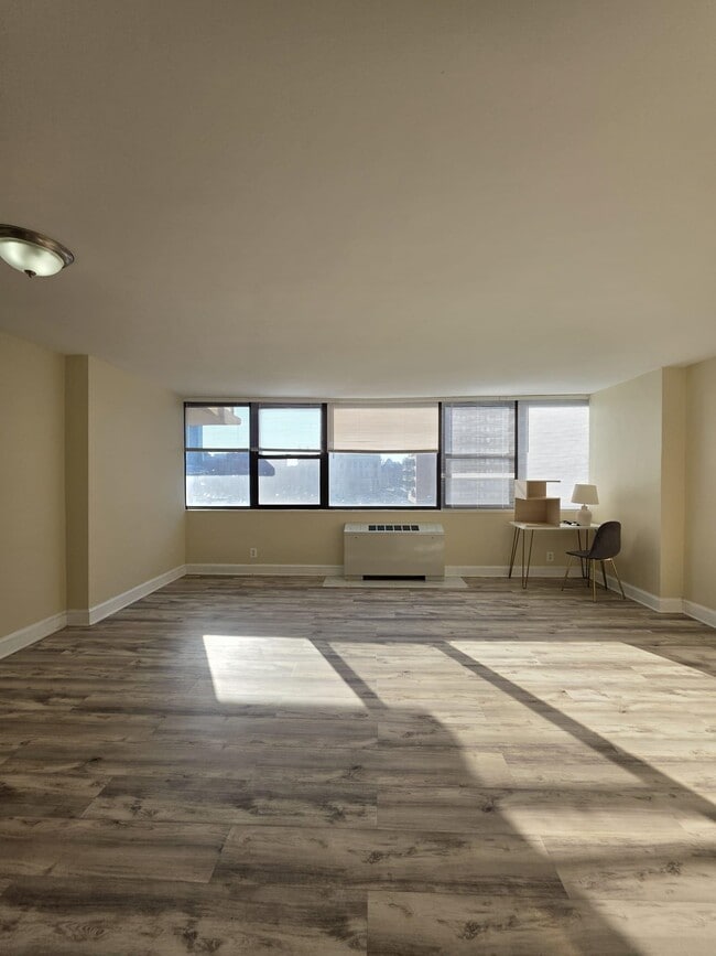 Building Photo - 270 Marin Blvd