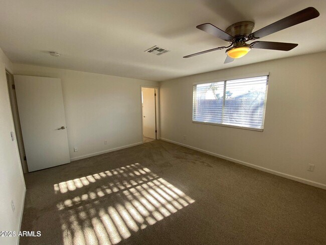 Building Photo - 2408 N Longmore St