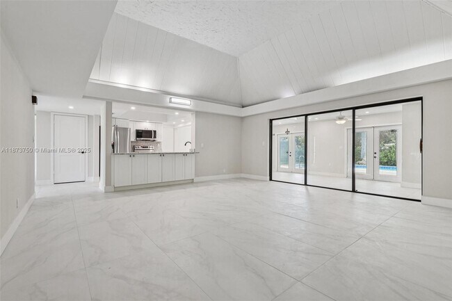 Building Photo - 20 W Tropical Way