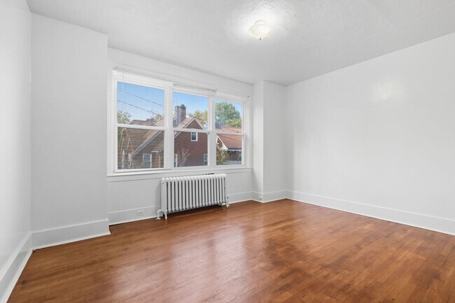 Building Photo - 6603-6603 Woodwell St