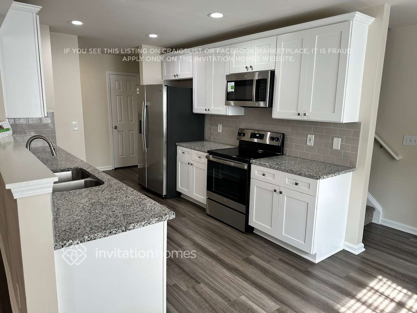 Building Photo - 8806 Laurel Run Dr
