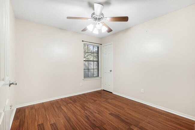 Building Photo - 14807 Elk Hill Ct