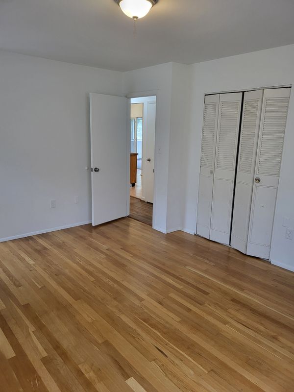 Building Photo - 13416 Hillendale Dr