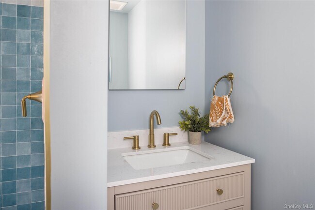 Building Photo - 134 6th St