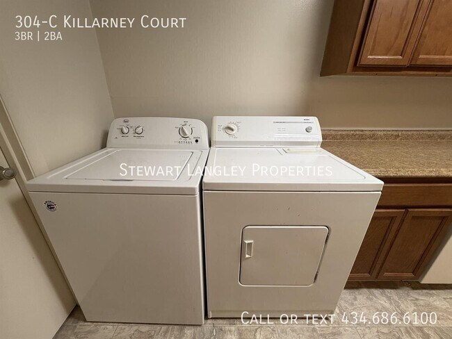 Building Photo - 304-C Killarney Court-