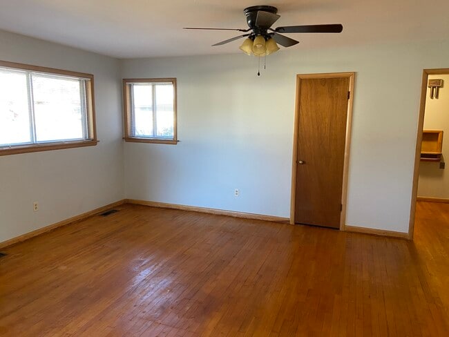 Building Photo - 312 Tullahoma Dr