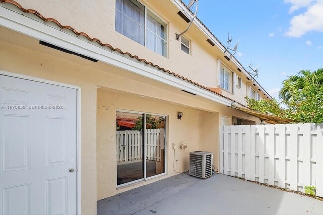 Building Photo - 6375 SW 139th Ave