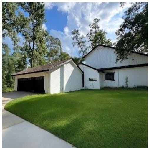 Building Photo - 6123 Northway Dr