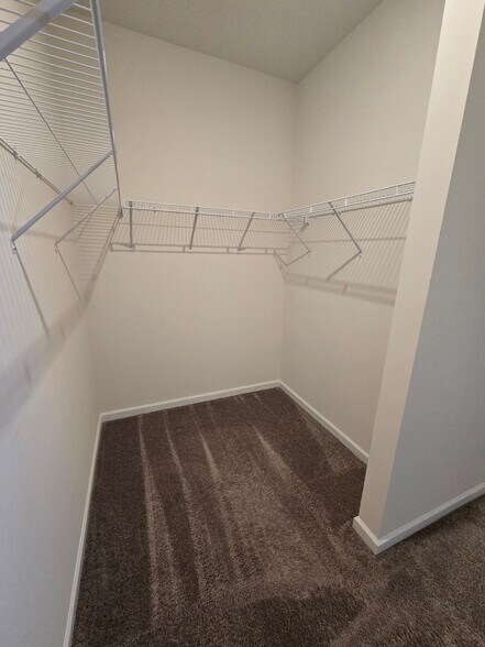 Building Photo - 253 Cramerton Mills Pkwy