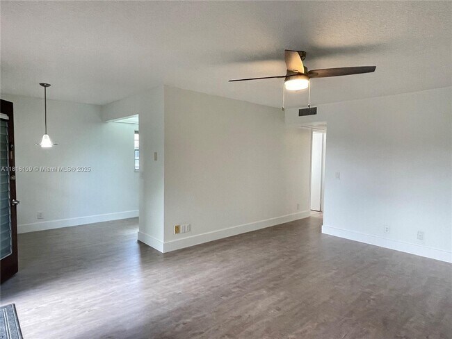 Building Photo - 150 SW 134th Way