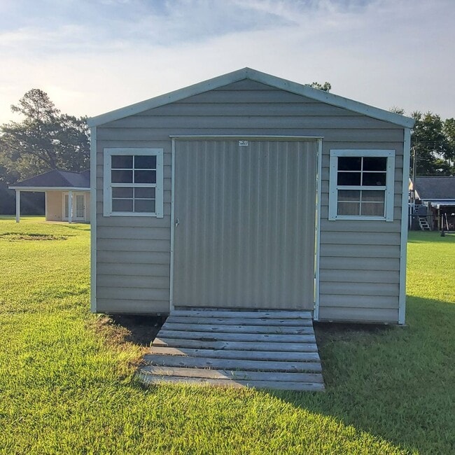 Building Photo - Charming Single-Story Haven: Your Ideal Rental Home in Valdosta, Georgia
