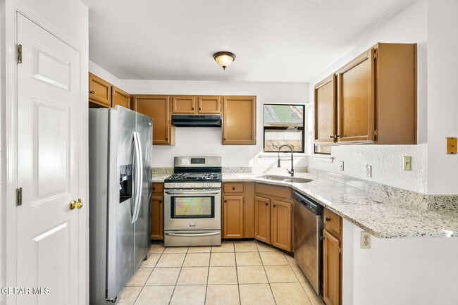 Building Photo - 2904 Lake Champlain St
