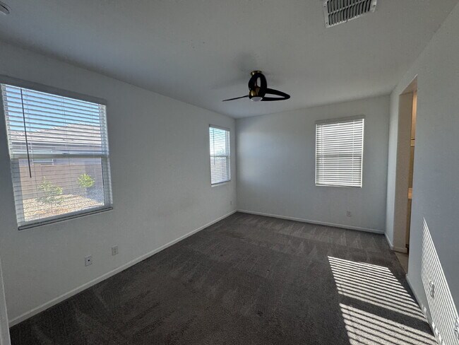 Building Photo - 32067 N Wayne Ln