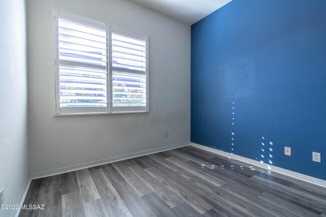Building Photo - 11877 N Mesquite Hollow Dr