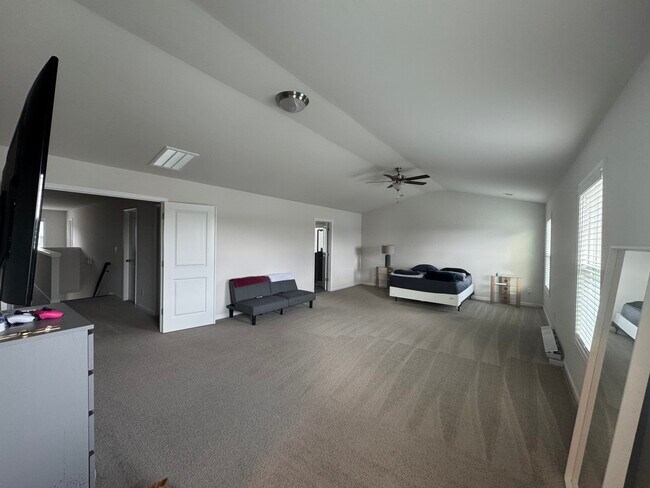 Building Photo - 185 Fls Rdg Ln