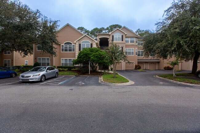 Building Photo - 13810 Sutton Park Dr N