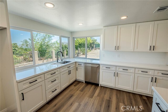 Building Photo - 1371 Cadwell Ct