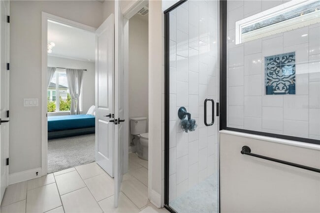 Building Photo - Gorgeous 3/2 in Oakmont!!!