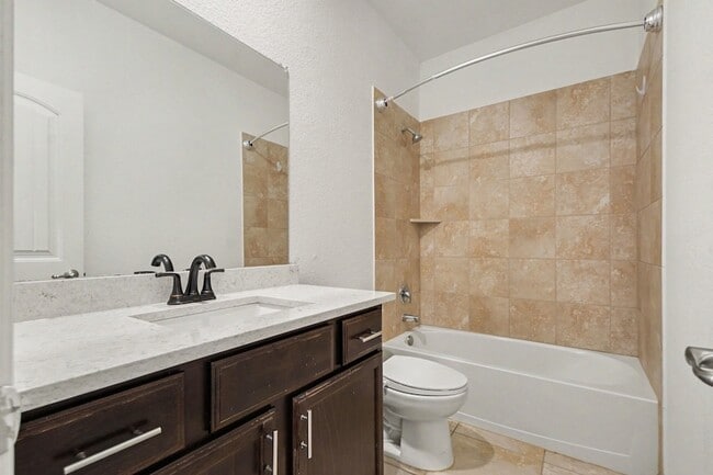Building Photo - 10020 Levelland Pl
