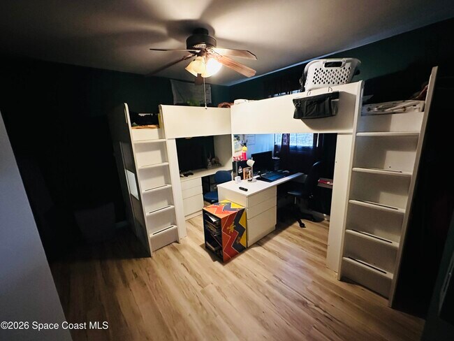 Building Photo - 4406 Sherwood Blvd