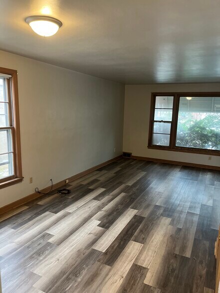 Building Photo - 3919 N Sherman Blvd