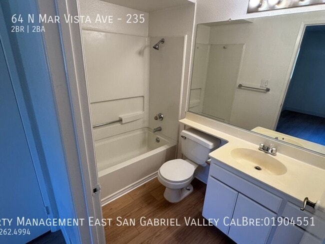 Building Photo - 64 Mar Vista Ave