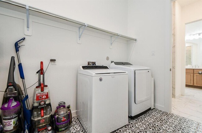 Building Photo - 4415 Sage Glen Ln