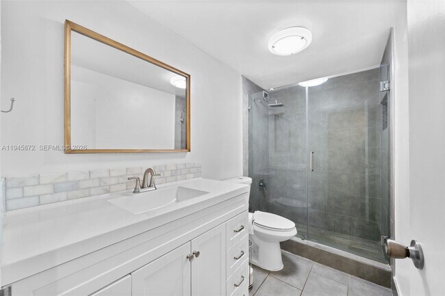 Building Photo - 3301 NE 5th Ave