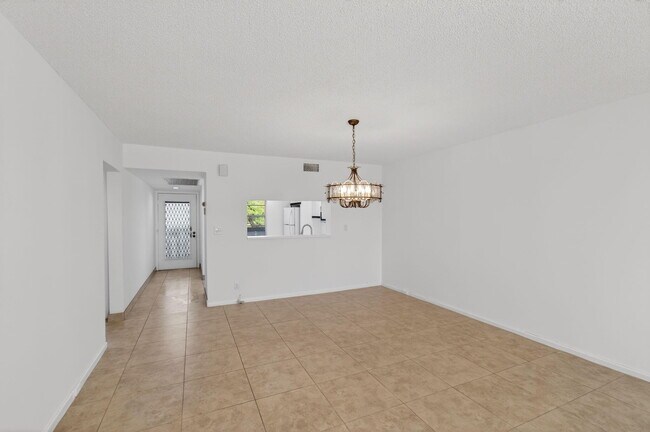 Building Photo - 3502 Bimini Ln