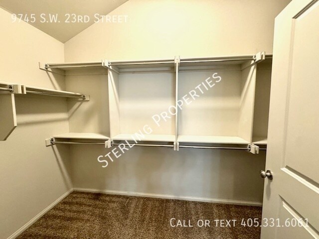 Building Photo - 9745 SW 23rd St