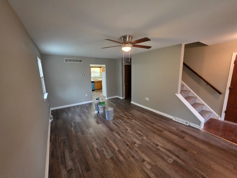 Building Photo - 270 Beth Ann Dr