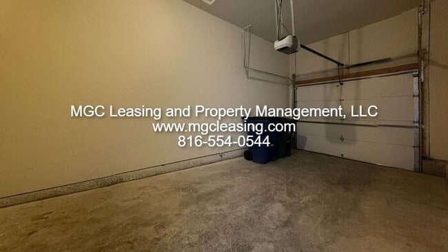 Building Photo - More Savings, More Comfort! Your Move to E...