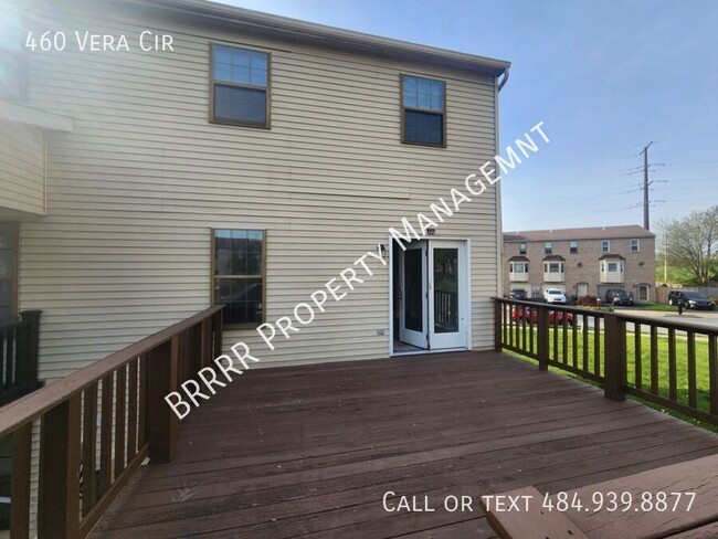Building Photo - 460 Vera Cir